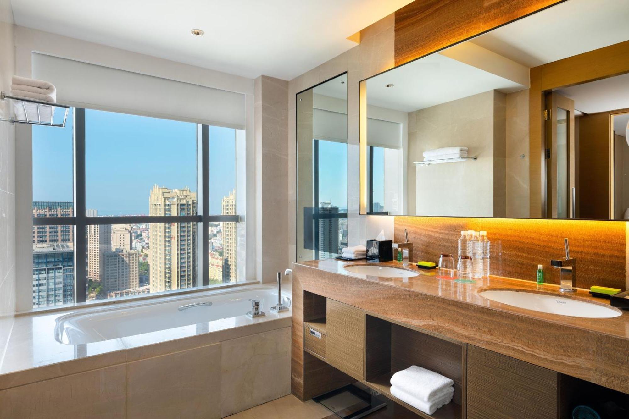 Le Meridien Циндао Экстерьер фото